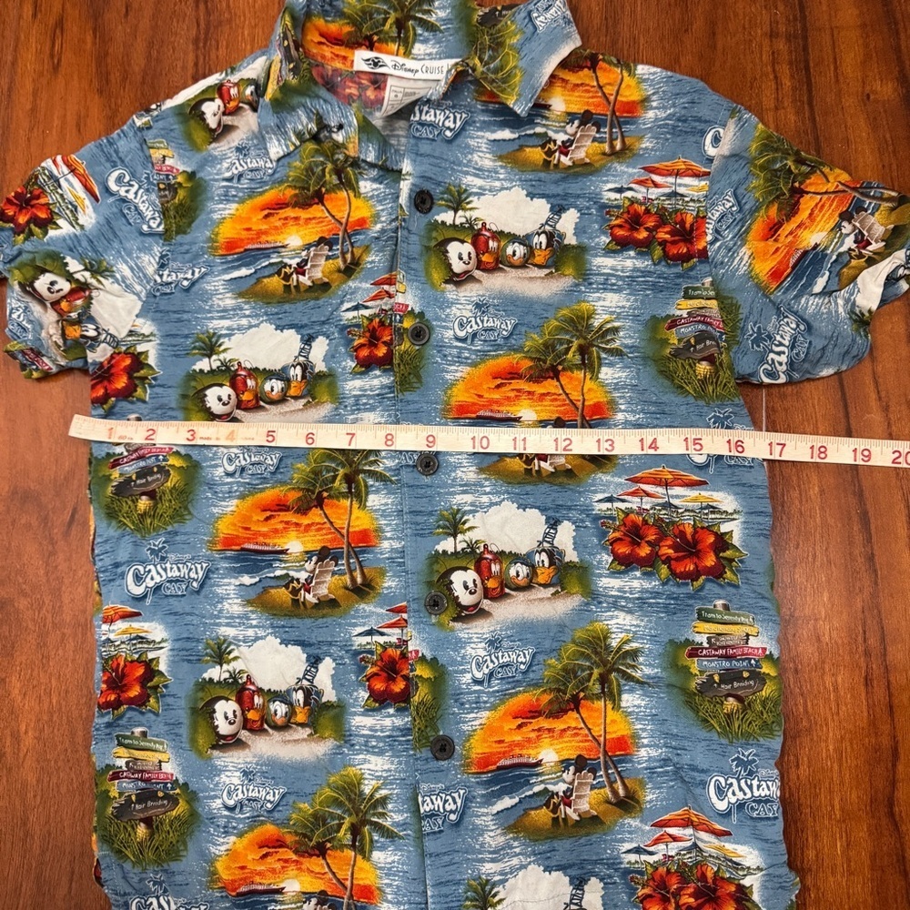 Disneyland Cruise Line Castaway Cay Button Up Shirt Size Large Women - Picture 6 of 8